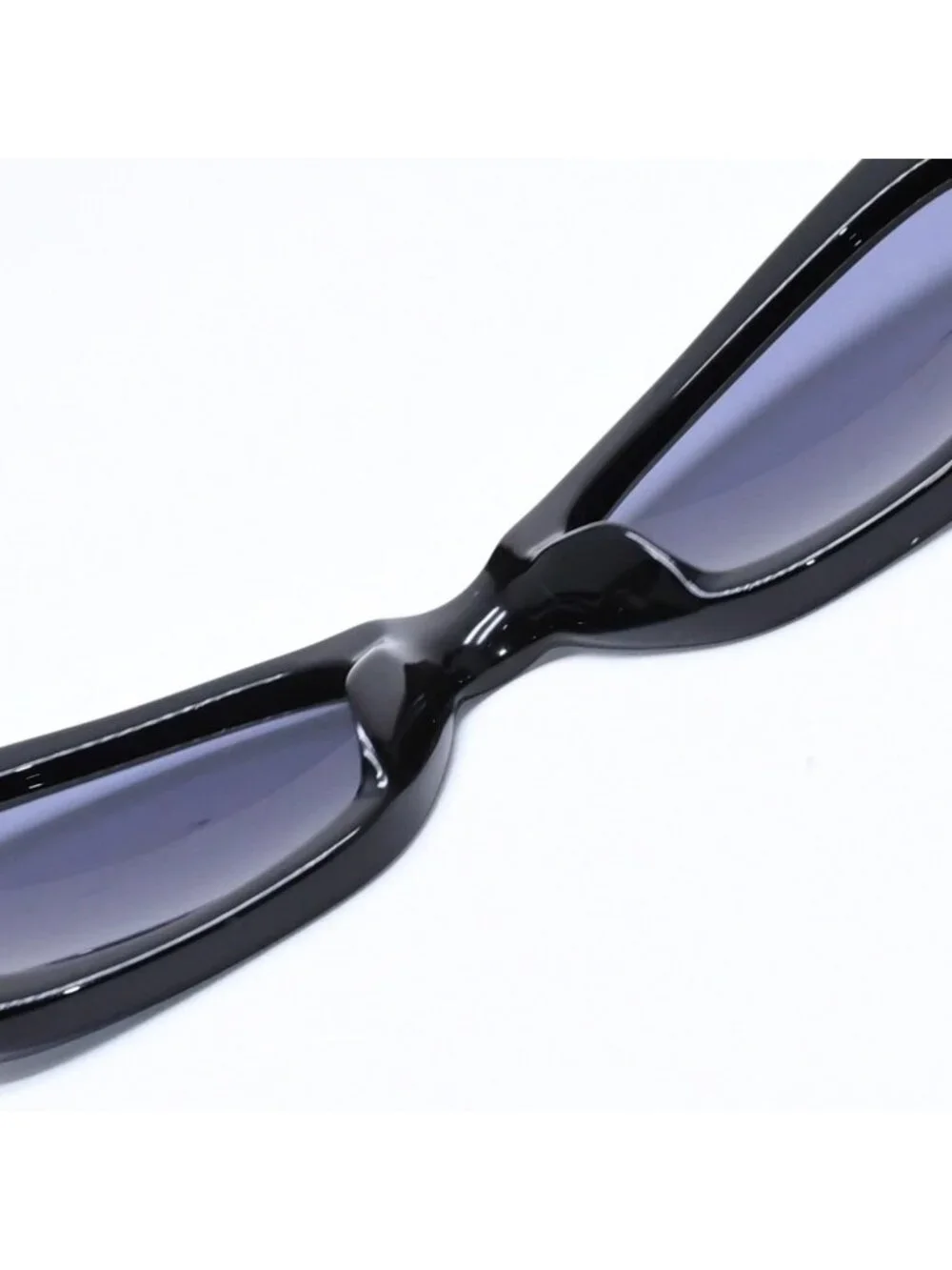 Chanel Cat's Eye Sunglasses Eyewear CC Logo Black Gold